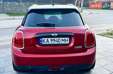 Хэтчбек MINI Cooper 2016 в Софиевской Борщаговке