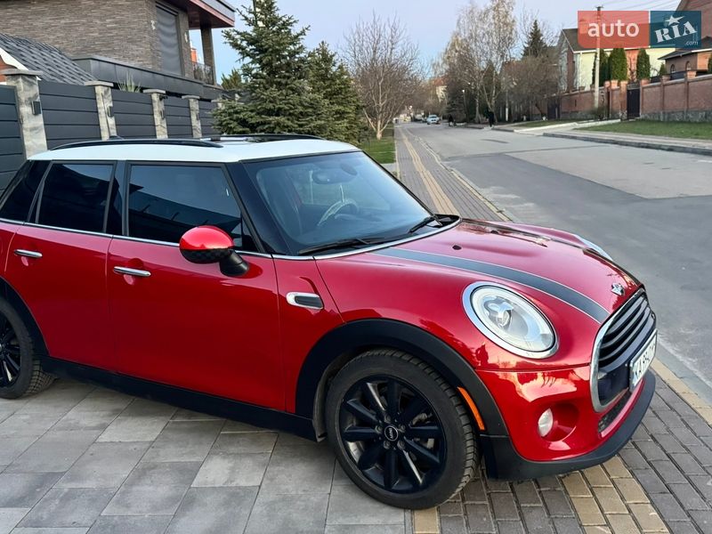 Хэтчбек MINI Cooper 2016 в Софиевской Борщаговке фото 7 Хэтчбек MINI Cooper 2016 в Софиевской Борщаговке