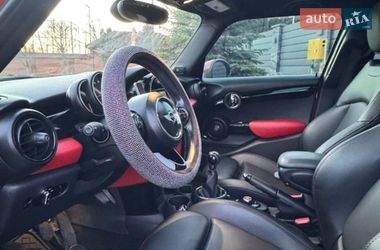 Хэтчбек MINI Cooper 2016 в Софиевской Борщаговке фото 13 Хэтчбек MINI Cooper 2016 в Софиевской Борщаговке