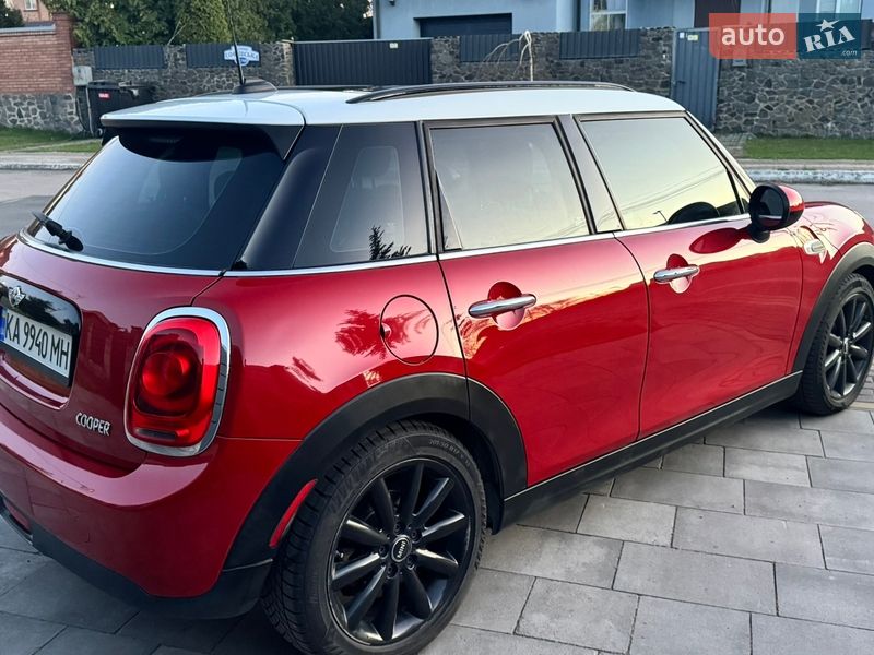Хэтчбек MINI Cooper 2016 в Софиевской Борщаговке фото 24 Хэтчбек MINI Cooper 2016 в Софиевской Борщаговке