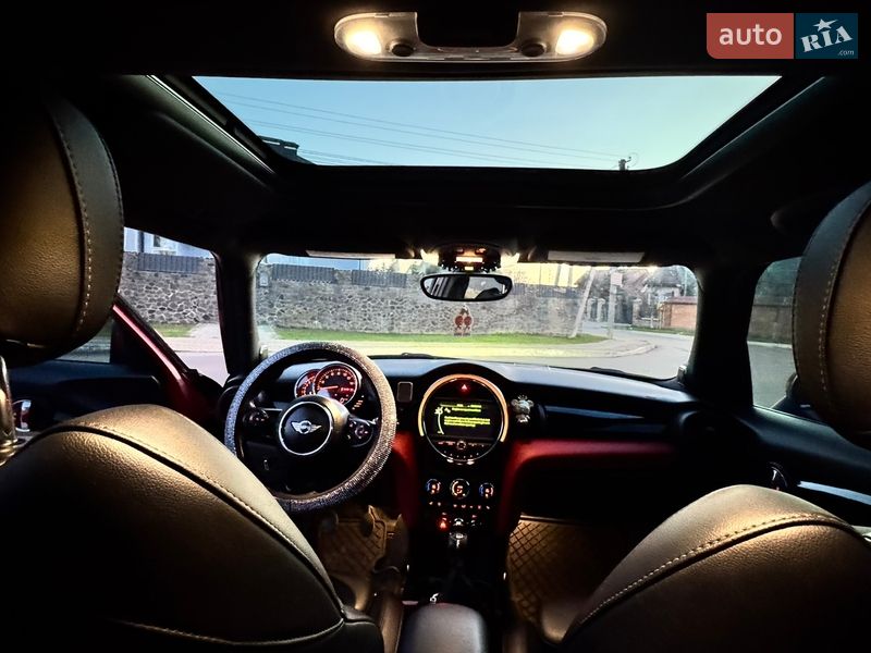 Хэтчбек MINI Cooper 2016 в Софиевской Борщаговке фото 27 Хэтчбек MINI Cooper 2016 в Софиевской Борщаговке