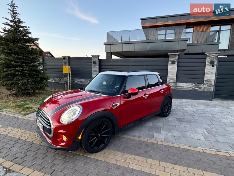 Хэтчбек MINI Cooper 2016 в Софиевской Борщаговке фото 28 Хэтчбек MINI Cooper 2016 в Софиевской Борщаговке