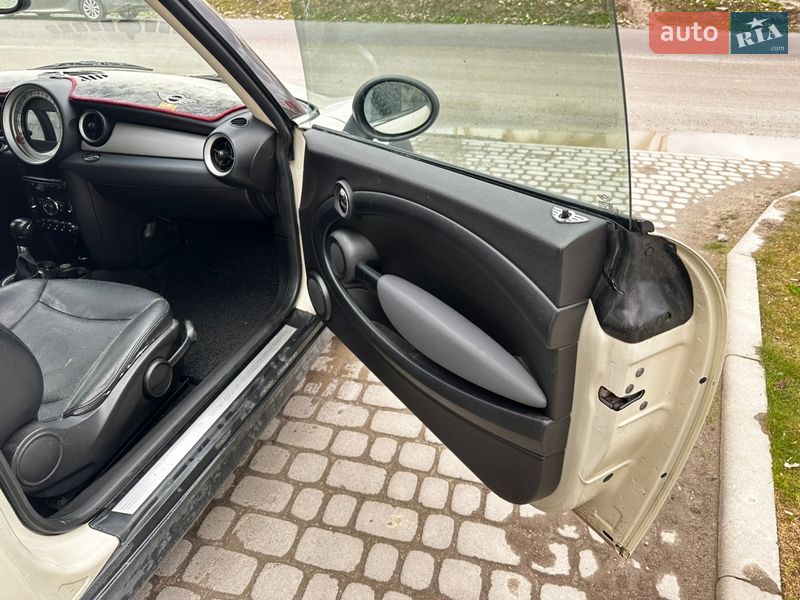 Хэтчбек MINI Cooper 2012 в Тернополе