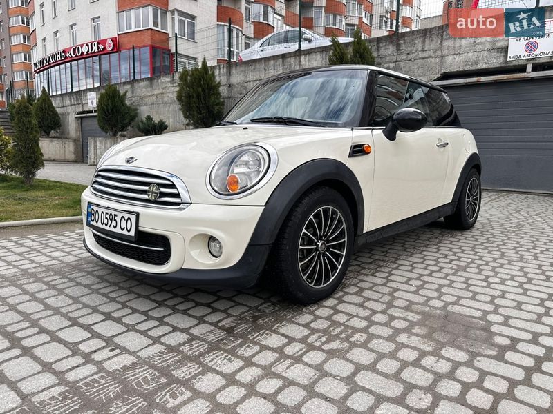 Хэтчбек MINI Cooper 2012 в Тернополе