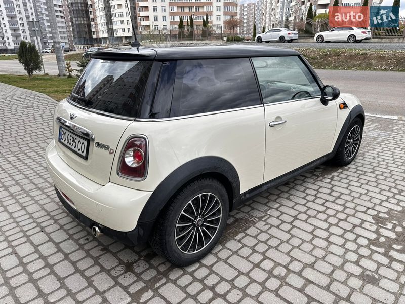 Хэтчбек MINI Cooper 2012 в Тернополе