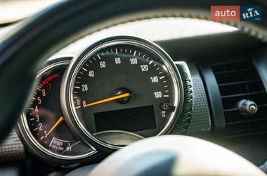 Хэтчбек MINI Cooper 2015 в Черновцах