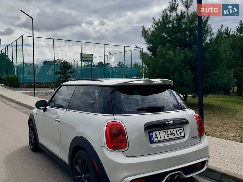 Хэтчбек MINI Cooper 2017 в Киеве