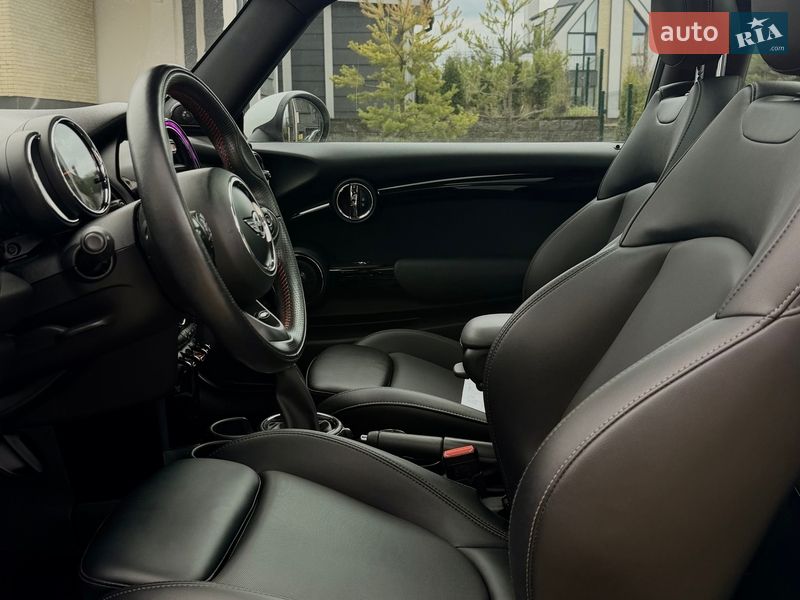 Хэтчбек MINI Cooper 2017 в Киеве