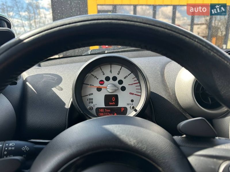 Хэтчбек MINI Cooper 2012 в Ивано-Франковске