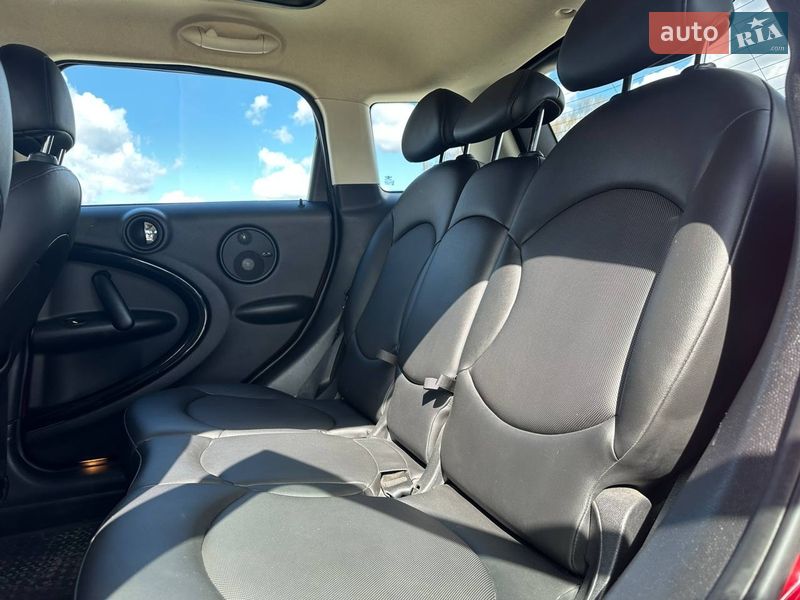 Хэтчбек MINI Cooper 2012 в Ивано-Франковске