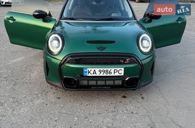 Хэтчбек MINI Cooper 2022 в Киеве