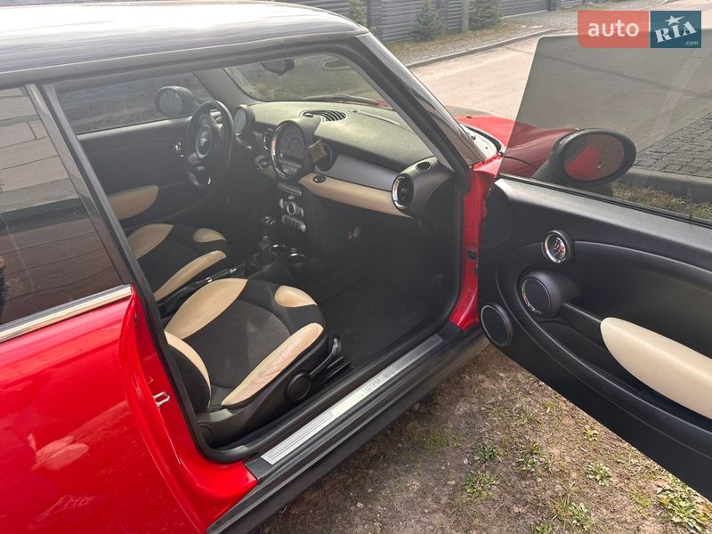 Хэтчбек MINI Cooper 2007 в Буче