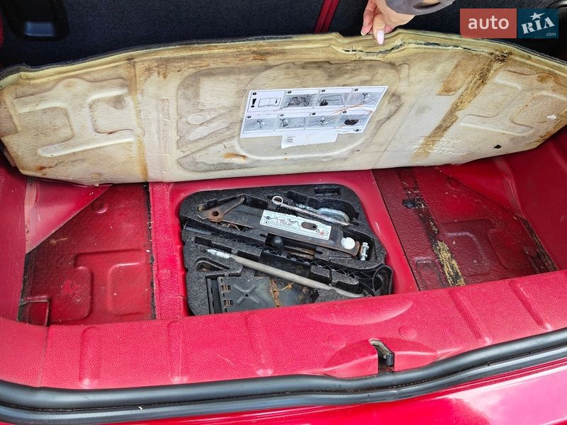 Хэтчбек MINI Cooper 2003 в Днепре