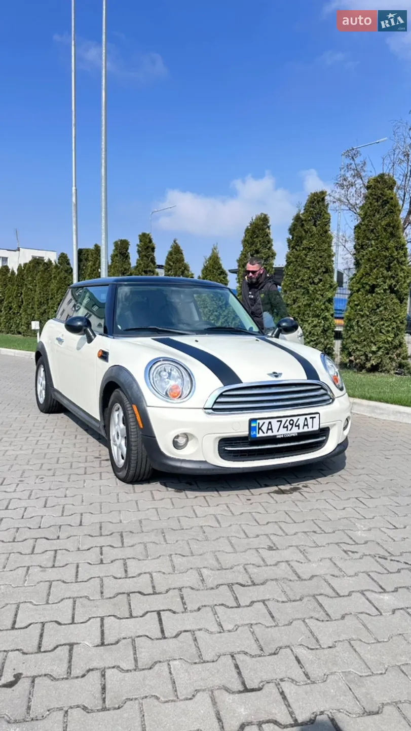 2011 MINI Cooper - фото 1