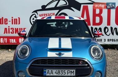 Хетчбек MINI Cooper 2017 в Черкасах