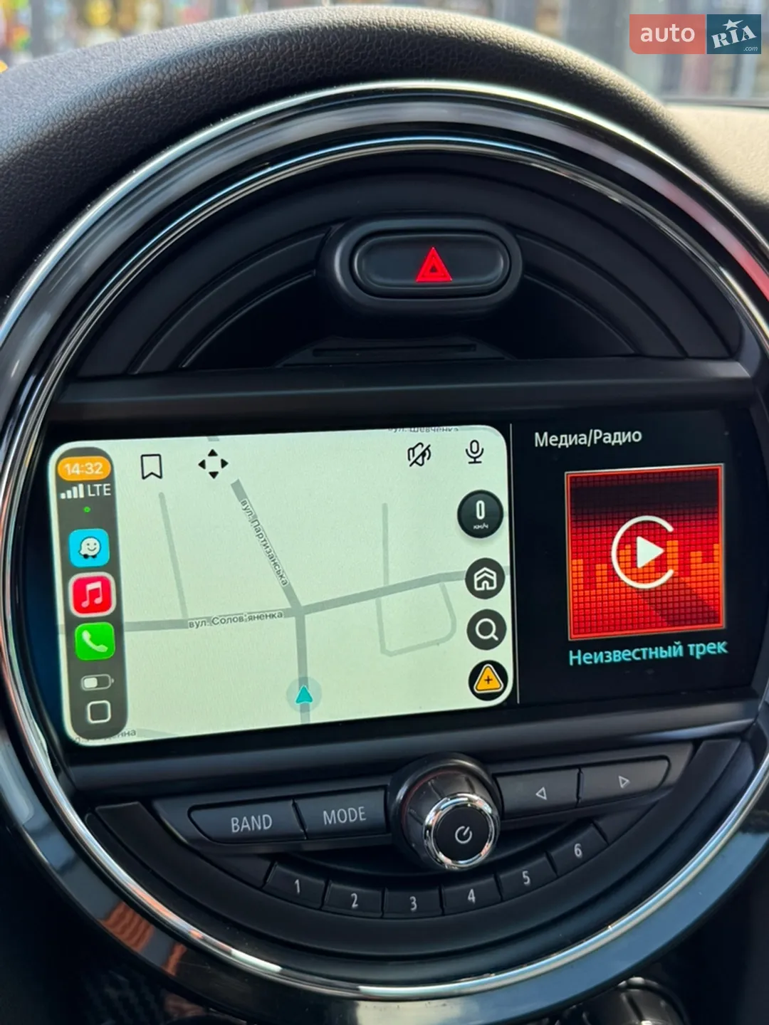 2017 MINI Cooper - мініатюра 17