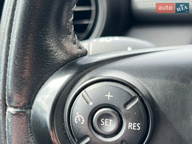 Хетчбек MINI Cooper 2015 в Одесі