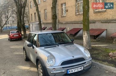 Хэтчбек MINI Cooper 2002 в Киеве