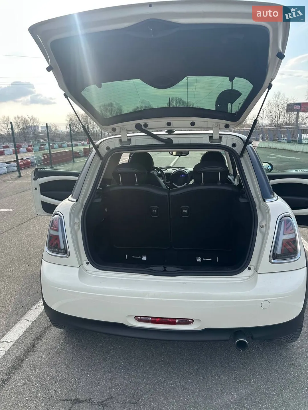 2013 MINI Cooper - мініатюра 22