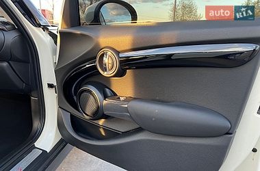 Хэтчбек MINI Cooper 2019 в Киеве