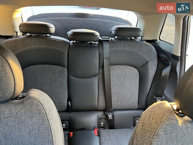 Хэтчбек MINI Cooper 2019 в Киеве
