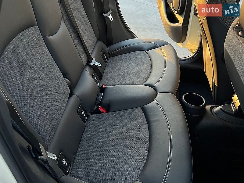 Хэтчбек MINI Cooper 2019 в Киеве