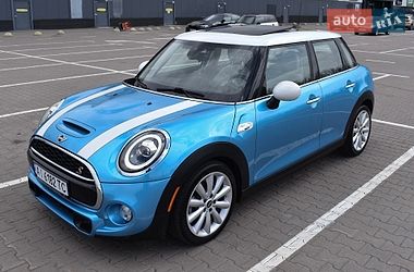 Хэтчбек MINI Cooper 2018 в Киеве