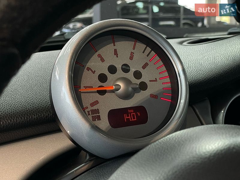 Хэтчбек MINI Cooper 2003 в Одессе