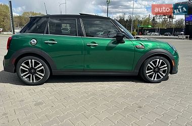 Хэтчбек MINI Cooper 2021 в Киеве фото 8 Хэтчбек MINI Cooper 2021 в Киеве