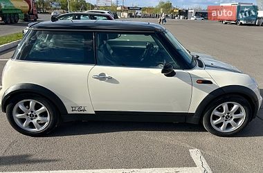Хетчбек MINI Cooper 2004 в Луцьку