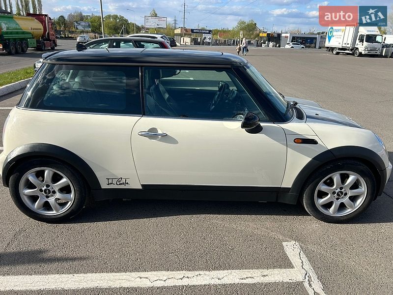 Хэтчбек MINI Cooper 2004 в Луцке