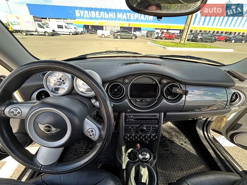 Хэтчбек MINI Cooper 2004 в Луцке