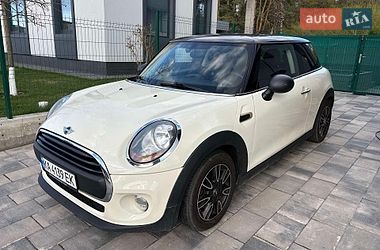 Хэтчбек MINI Cooper 2014 в Киеве