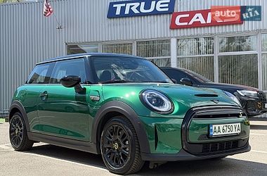 Хетчбек MINI Cooper 2023 в Києві