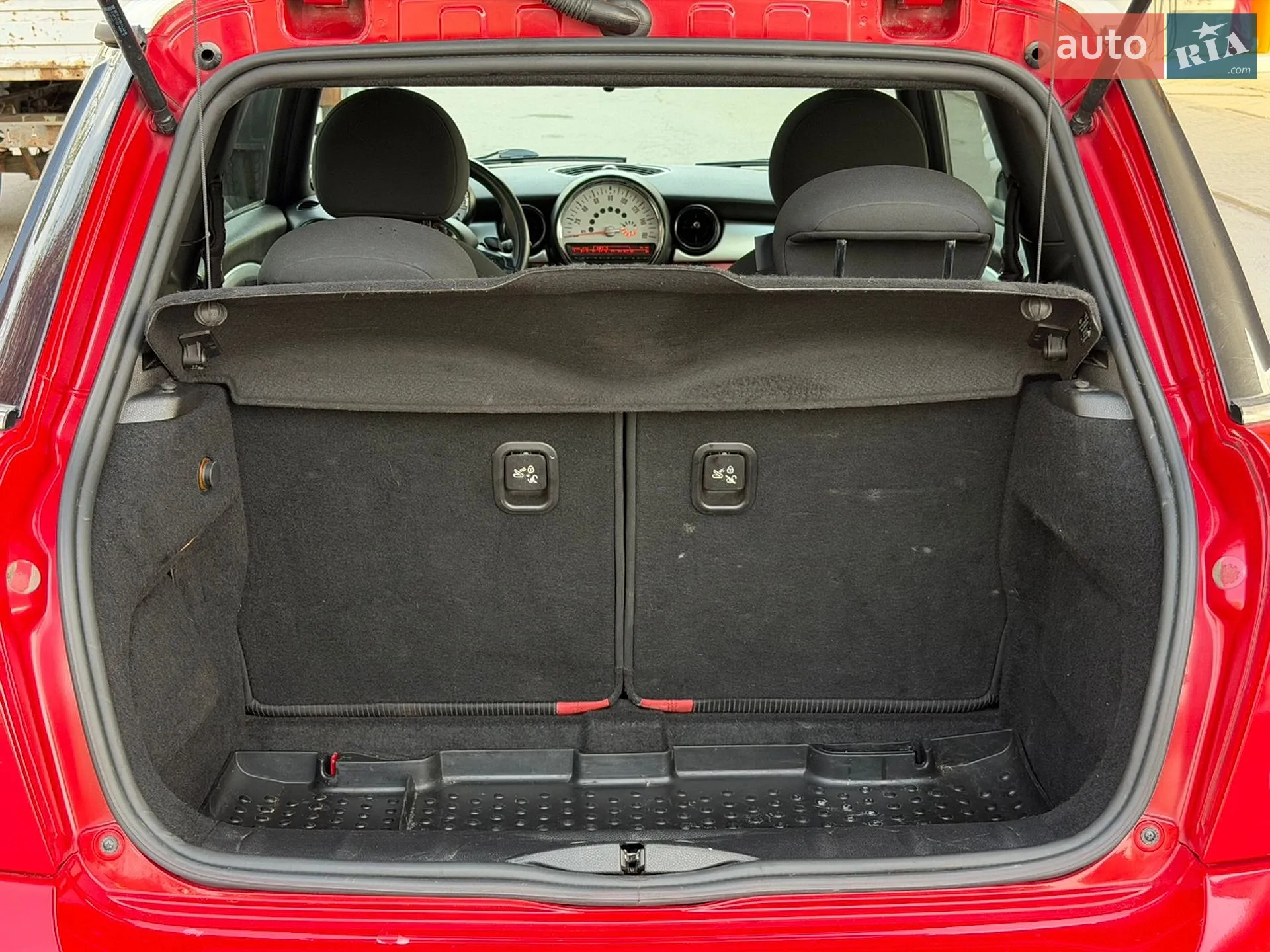 2010 MINI Cooper - мініатюра 12