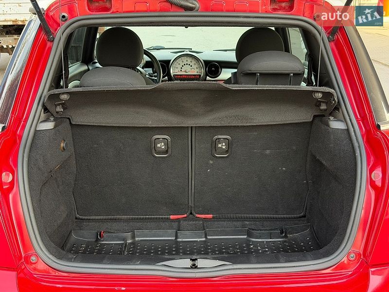 Хэтчбек MINI Cooper 2010 в Днепре фото 12 Хэтчбек MINI Cooper 2010 в Днепре
