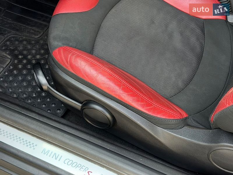 Хэтчбек MINI Cooper 2010 в Днепре фото 39 Хэтчбек MINI Cooper 2010 в Днепре