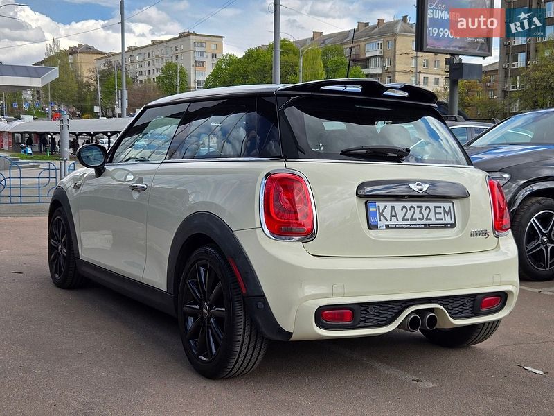 Хэтчбек MINI Cooper 2014 в Киеве