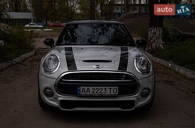 Хэтчбек MINI Cooper 2015 в Киеве