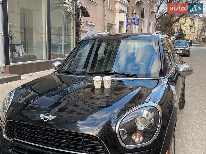 MINI Cooper 2012