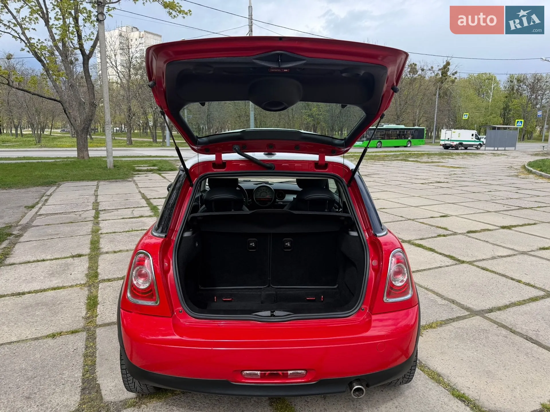2012 MINI Cooper - мініатюра 12