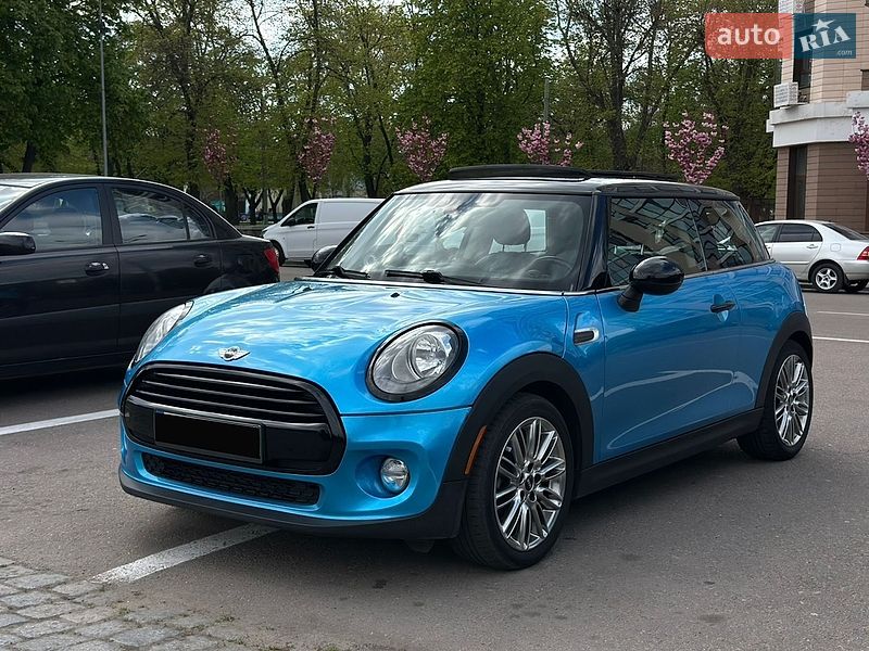 Купе MINI Cooper 2015 в Кременчуці