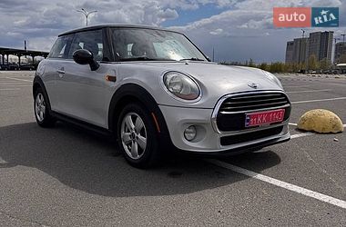 Хетчбек MINI Cooper 2017 в Києві