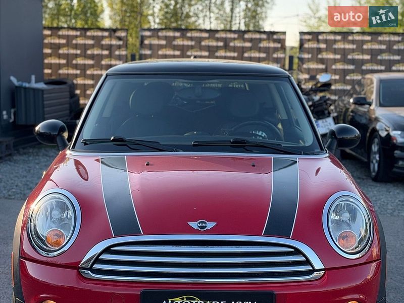 Хэтчбек MINI Cooper 2010 в Киеве