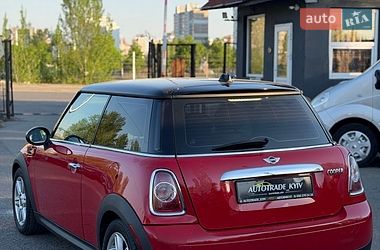 Хэтчбек MINI Cooper 2010 в Киеве