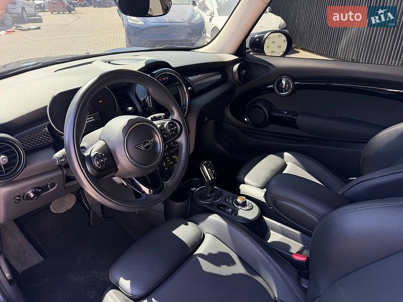 Хетчбек MINI Cooper 2020 в Луцьку