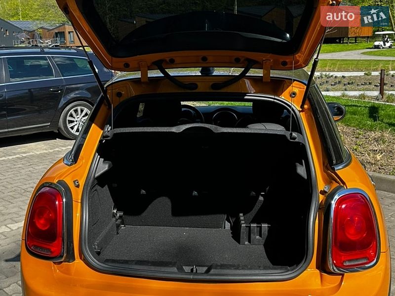 Хетчбек MINI Cooper 2016 в Львові