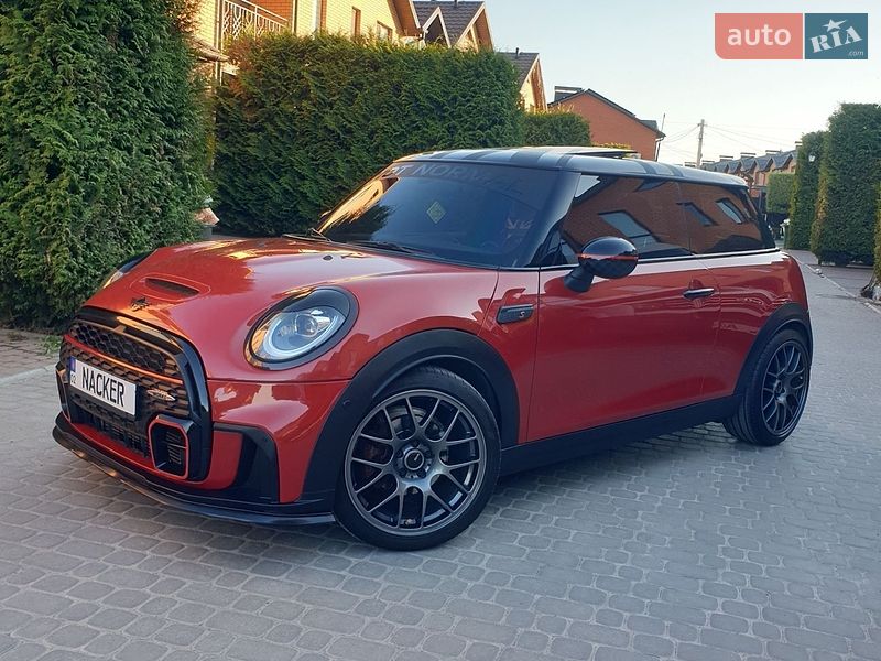Хэтчбек MINI Cooper 2015 в Виннице