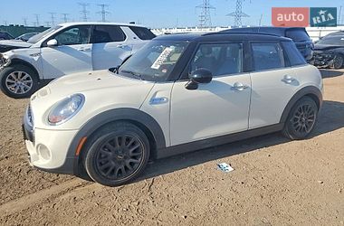 Хетчбек MINI Cooper 2016 в Києві