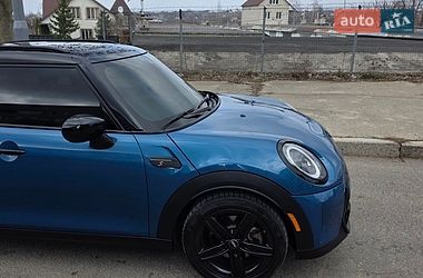 Хетчбек MINI Cooper 2023 в Южноукраїнську